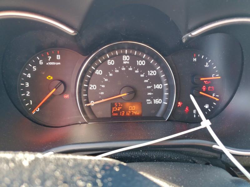 Фото 9 - KIA SORENTO