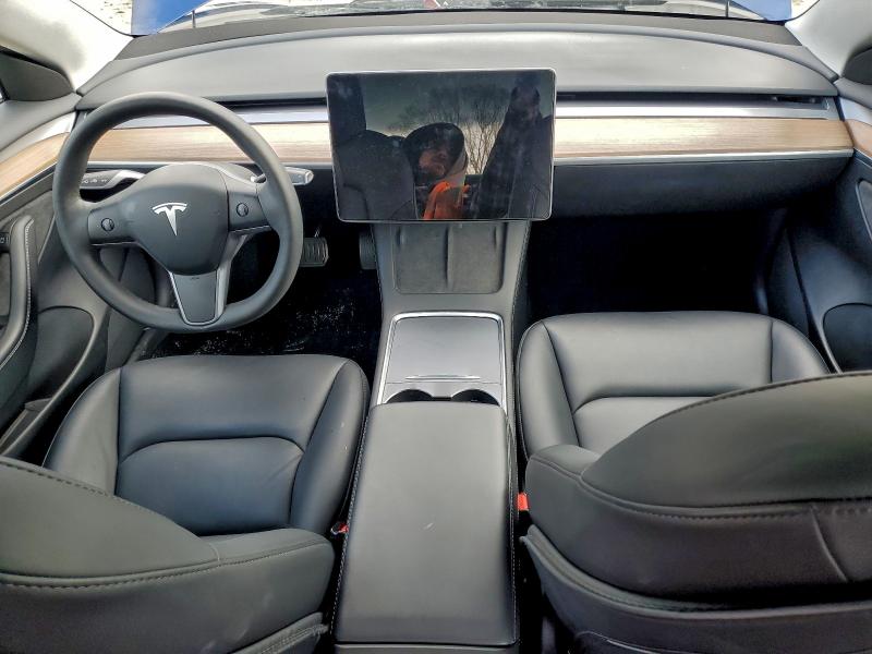 Фото 8 - TESLA MODEL 3