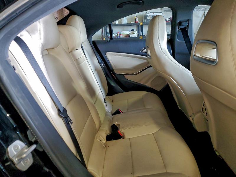 Фото 10 - MERCEDES-BENZ CLA-CLASS