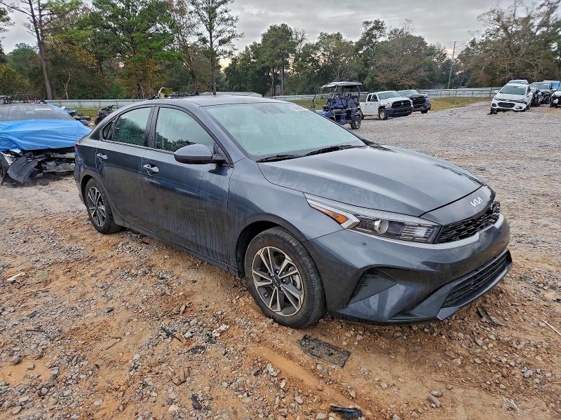 Фото 4 - KIA FORTE