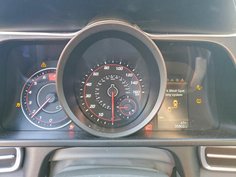 Фото 9 - HYUNDAI ELANTRA