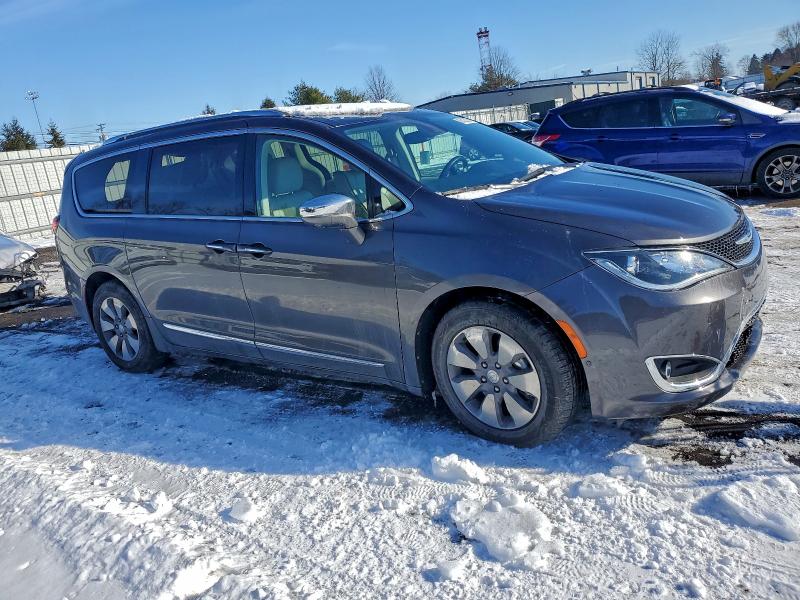 Фото 4 - CHRYSLER PACIFICA