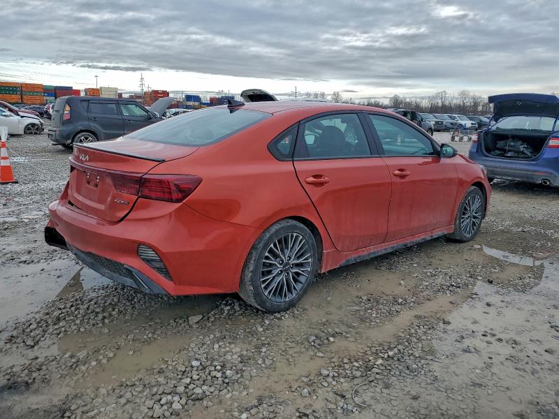 Фото 3 - KIA FORTE