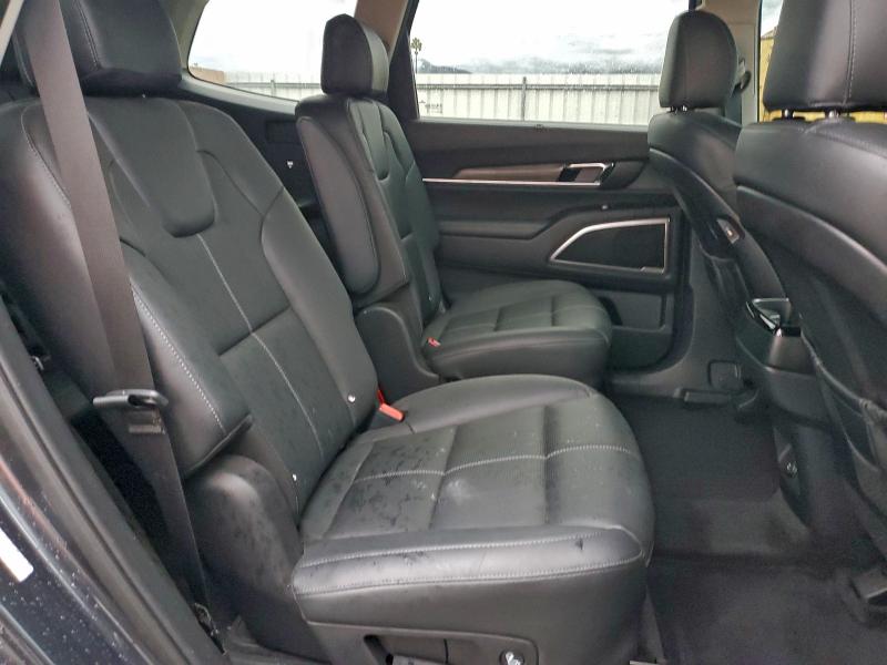 Фото 11 - KIA TELLURIDE