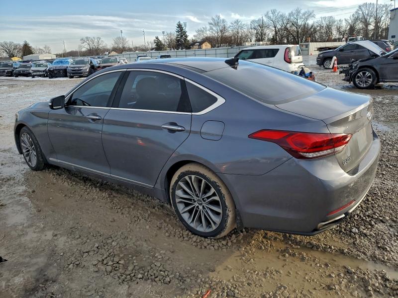 Фото 2 - HYUNDAI GENESIS