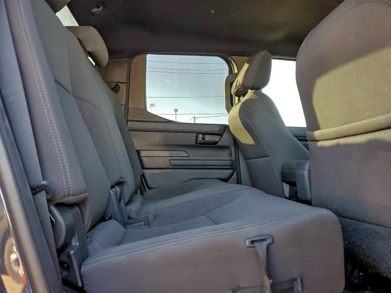 Фото 10 - TOYOTA TACOMA