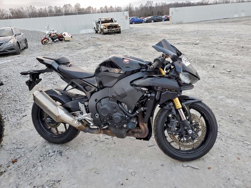 HONDA CBR CYCLE 2025