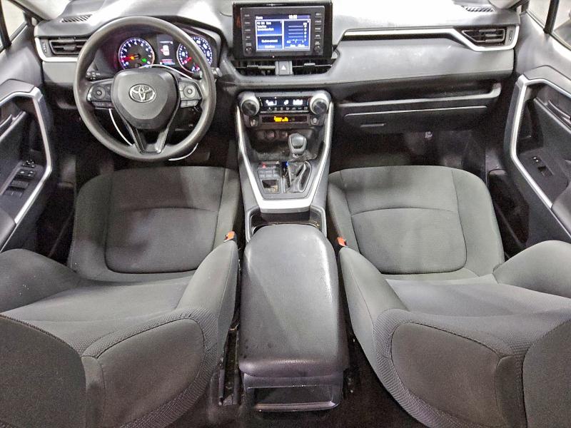 Фото 8 - TOYOTA RAV4