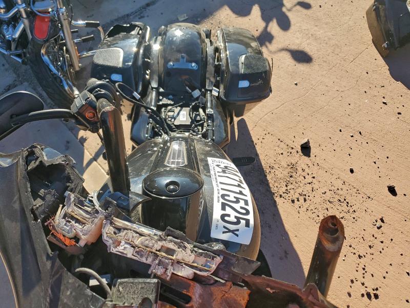 HARLEY-DAVIDSON FLHXS 2020