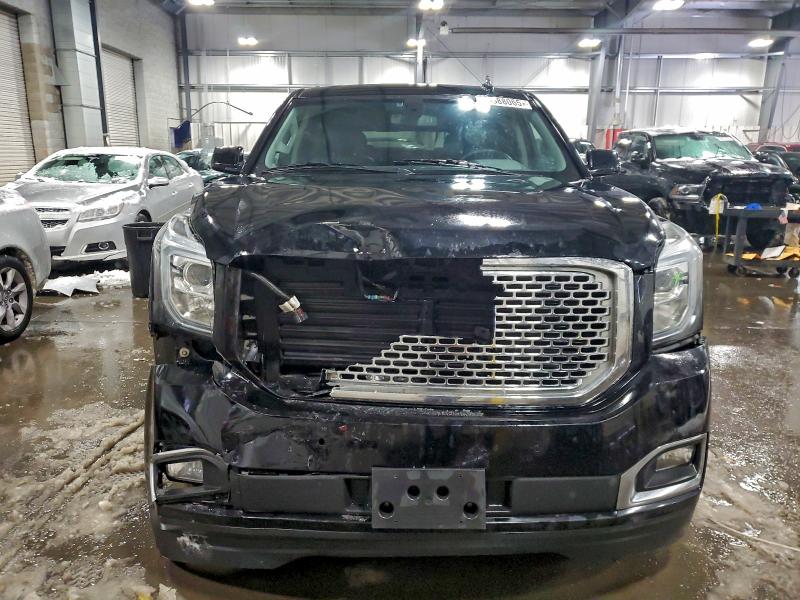 Фото 5 - GMC YUKON