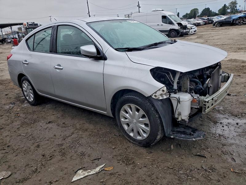 Фото 4 - NISSAN VERSA