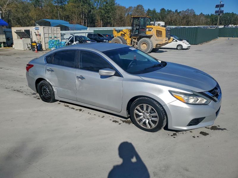 Фото 4 - NISSAN ALTIMA