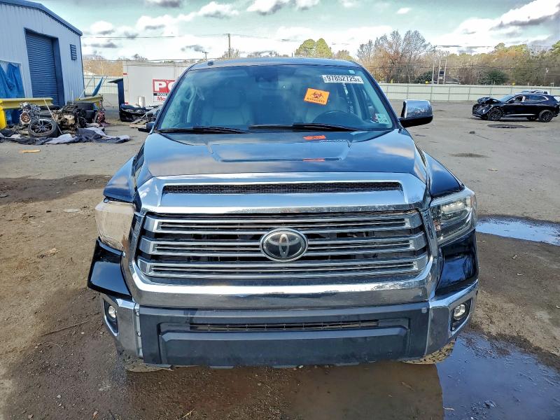 Фото 5 - TOYOTA TUNDRA