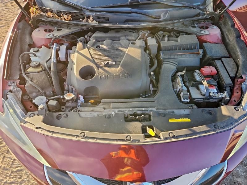 Фото 11 - NISSAN MAXIMA