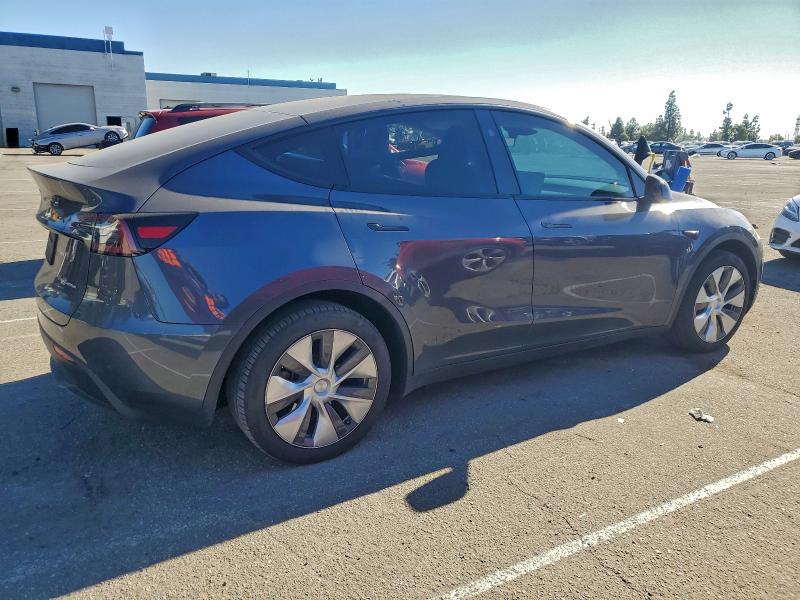 Фото 3 - TESLA MODEL Y