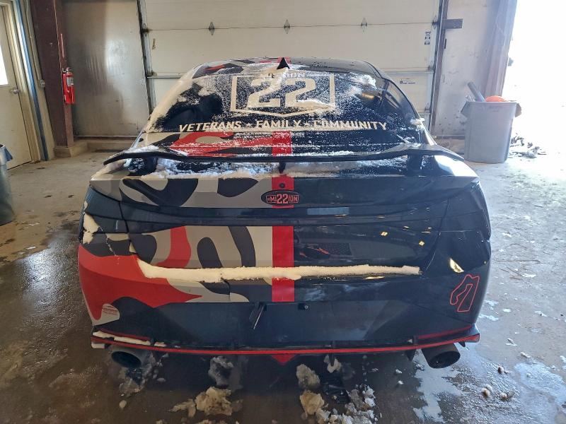 Фото 6 - HYUNDAI ELANTRA