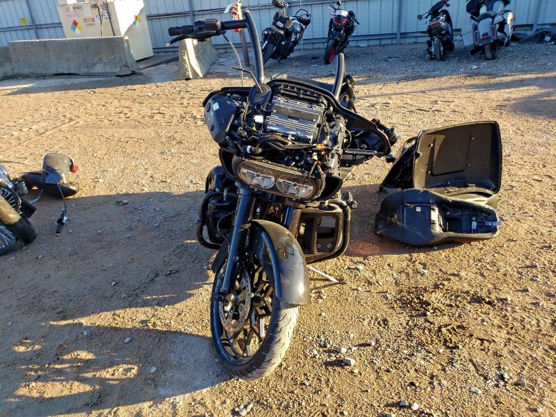 HARLEY-DAVIDSON FL 2020