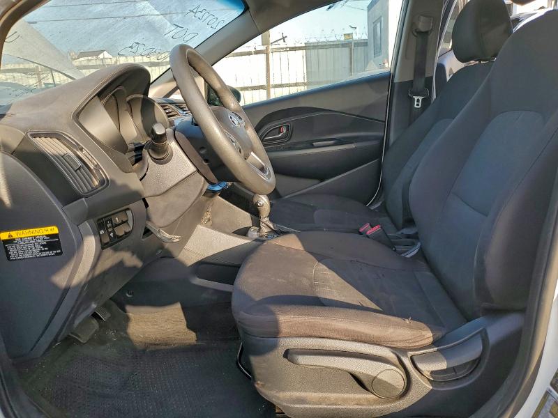Фото 7 - KIA RIO