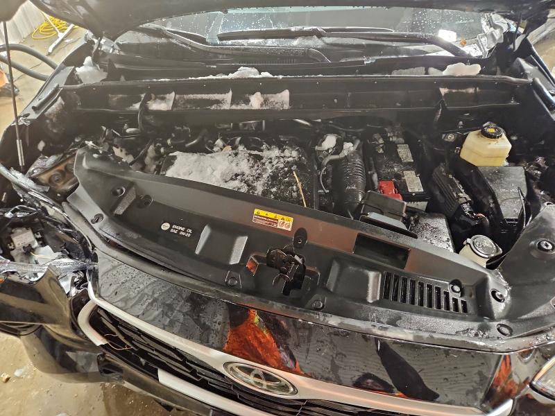 Фото 12 - TOYOTA HIGHLANDER