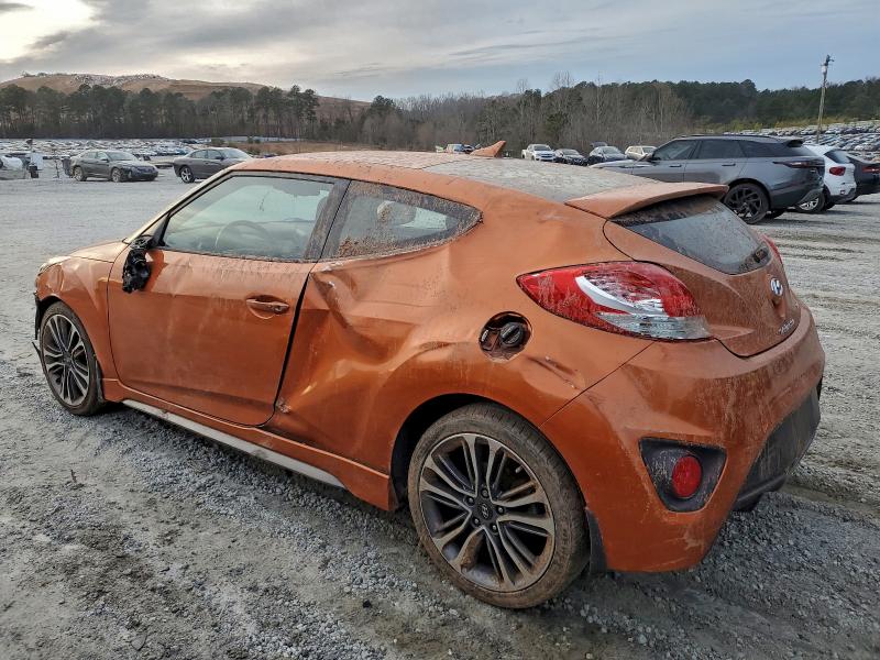 Фото 2 - HYUNDAI VELOSTER