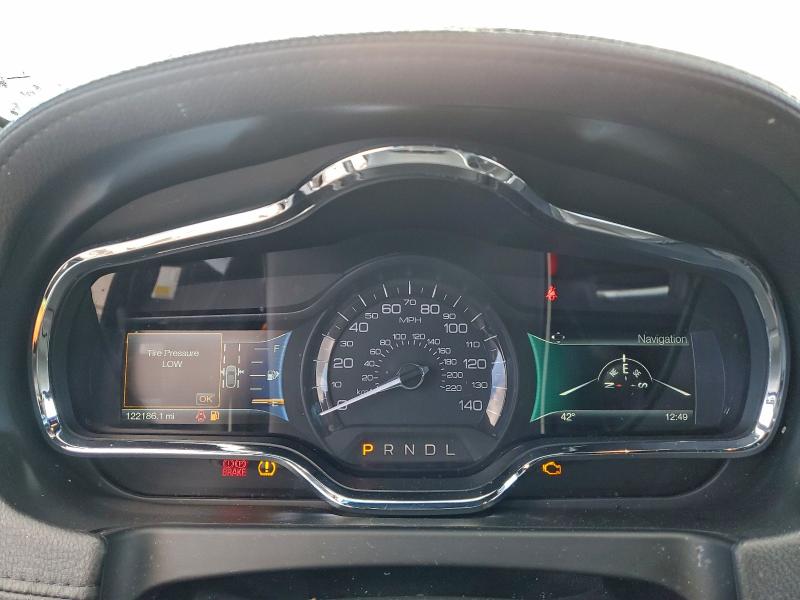 Фото 9 - LINCOLN MKT