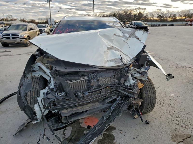 Фото 5 - NISSAN ROGUE