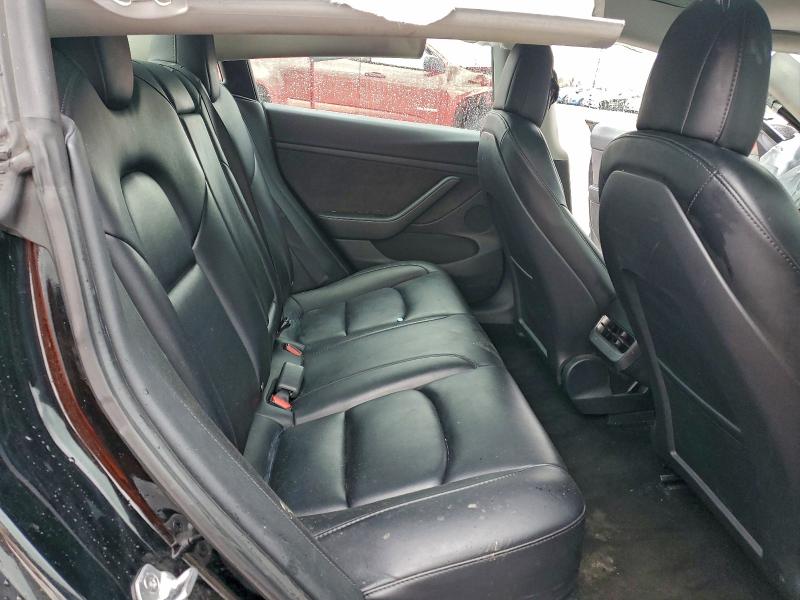 Фото 11 - TESLA MODEL 3