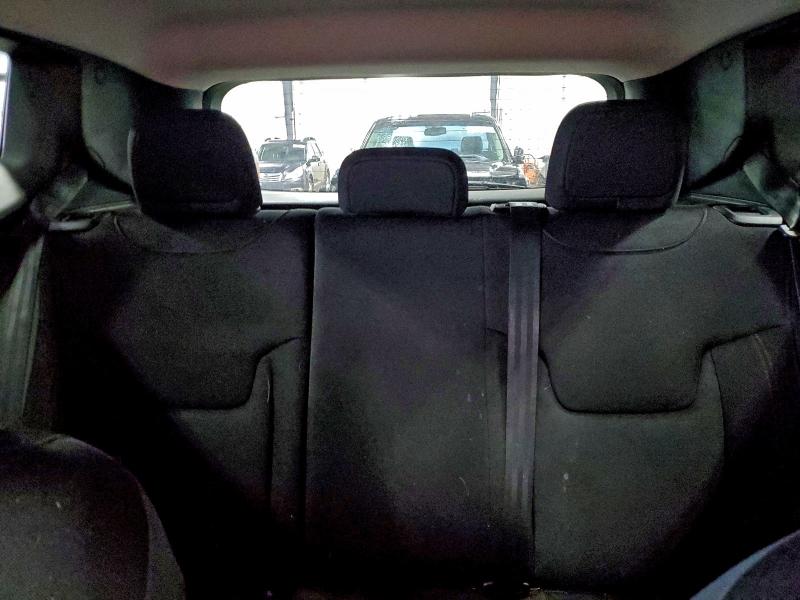 Фото 10 - JEEP RENEGADE