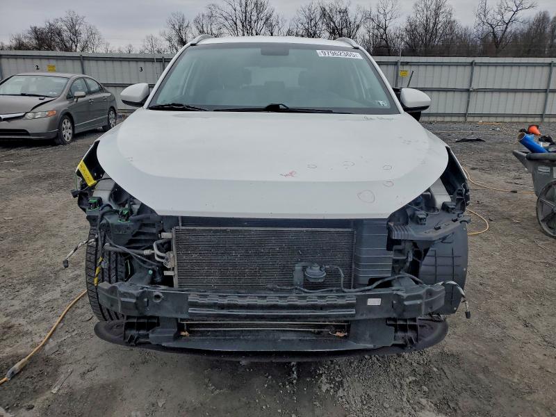 Фото 5 - HYUNDAI TUCSON