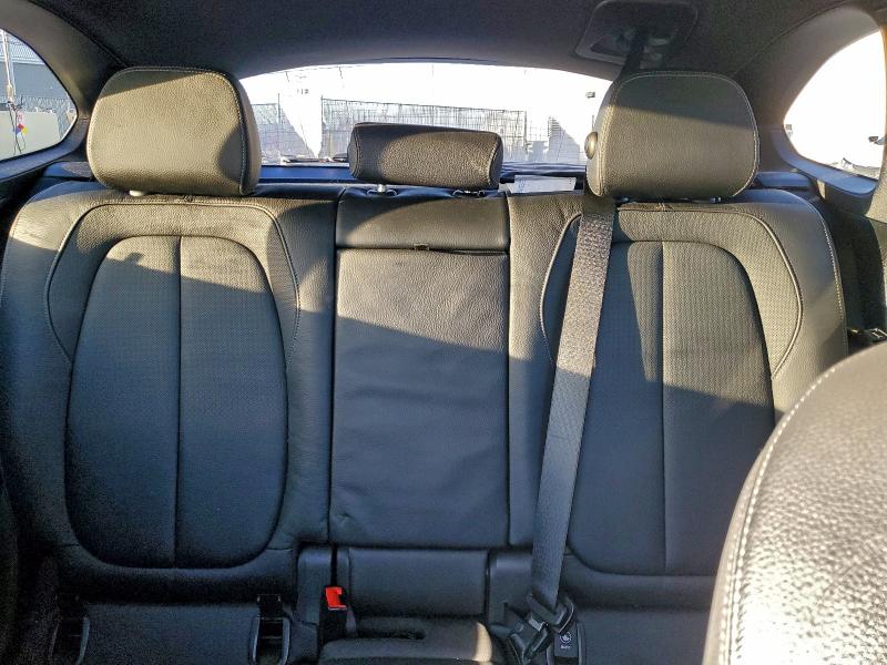 Фото 10 - BMW X1