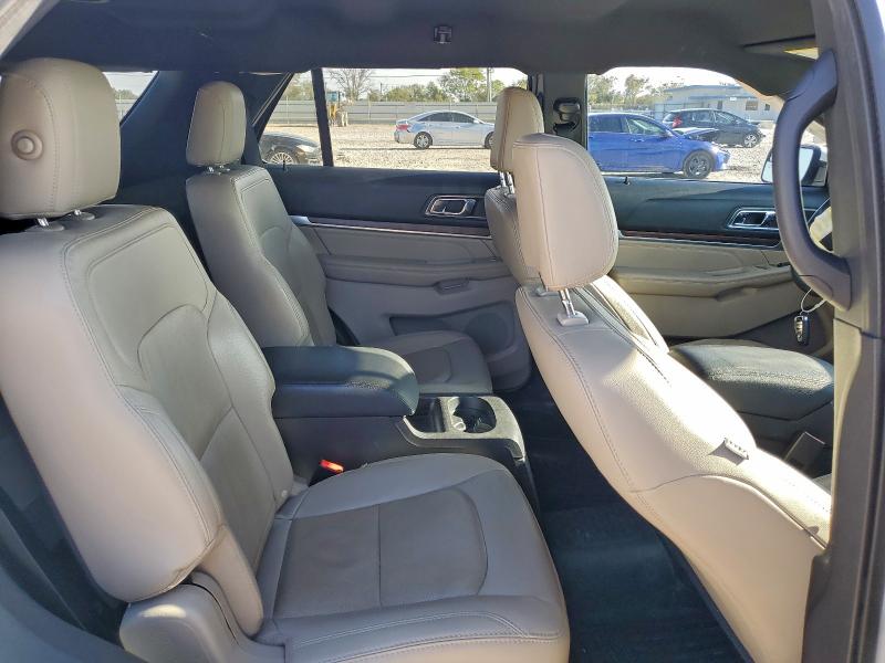 Фото 11 - FORD EXPLORER