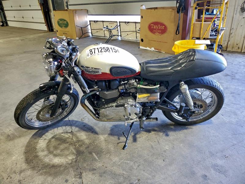 TRIUMPH BONNEVILLE 2012