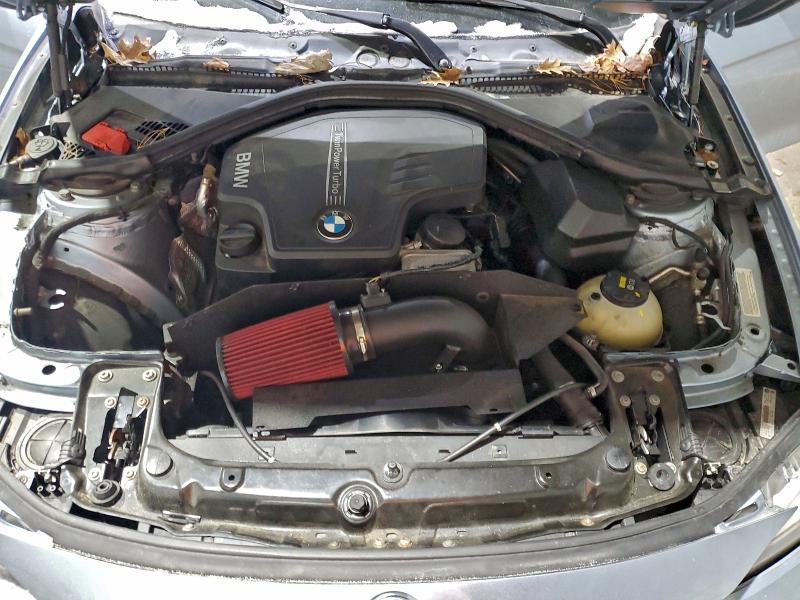 Фото 11 - BMW 3 SERIES