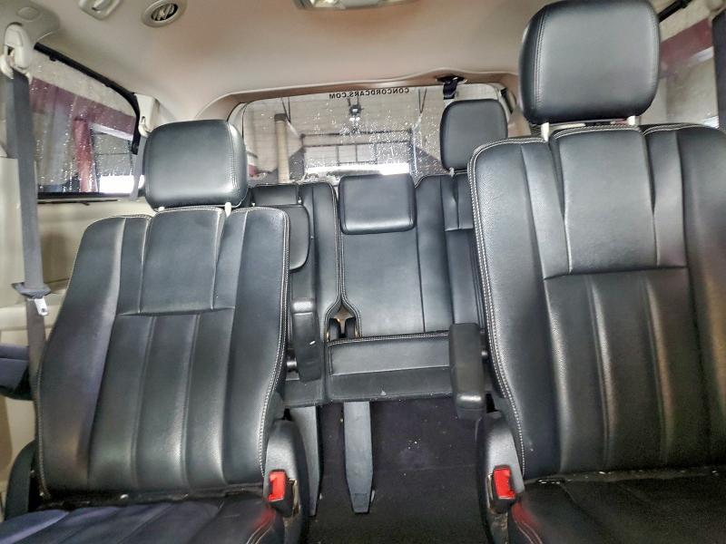 Фото 10 - CHRYSLER MINIVAN