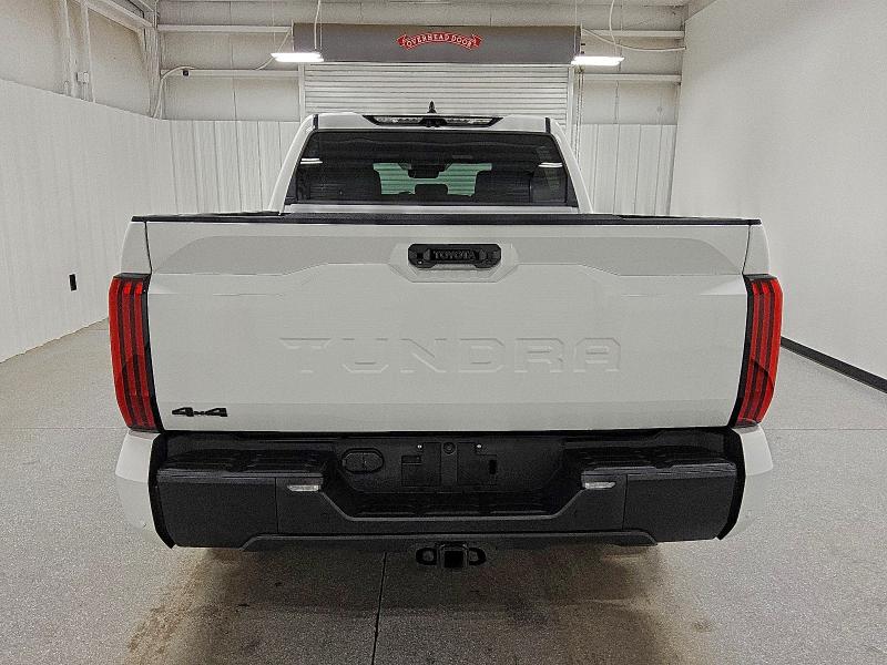 Фото 6 - TOYOTA TUNDRA