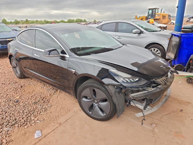 Фото 4 - TESLA MODEL 3