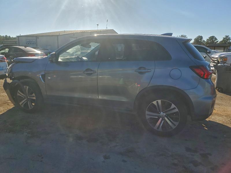 Фото 2 - MITSUBISHI OUTLANDER