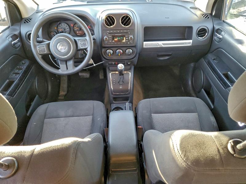 Фото 8 - JEEP COMPASS