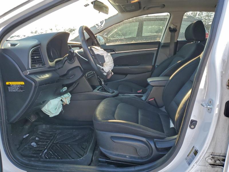 Фото 7 - HYUNDAI ELANTRA