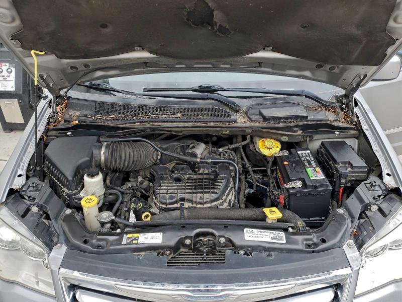 Фото 12 - CHRYSLER MINIVAN