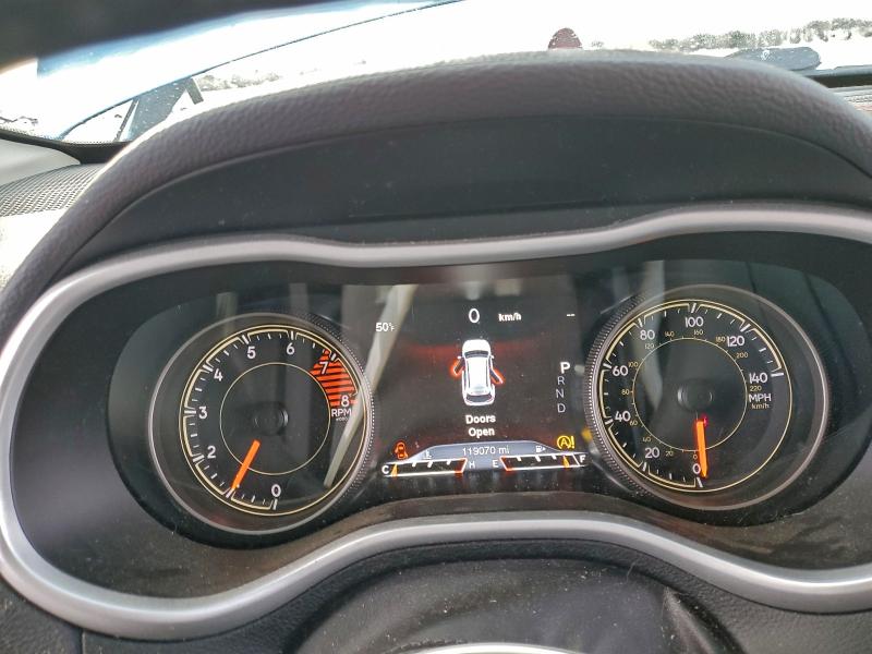 Фото 9 - JEEP CHEROKEE