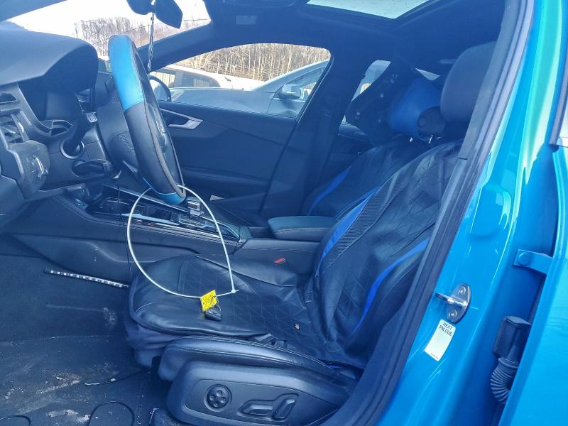 Фото 7 - AUDI A4