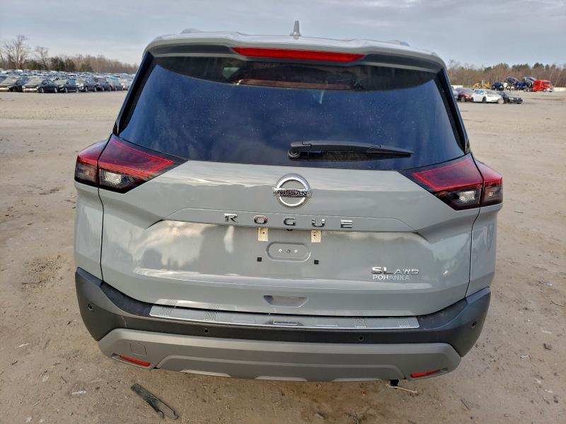 Фото 6 - NISSAN ROGUE