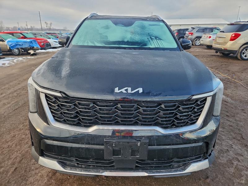 Фото 5 - KIA SORENTO