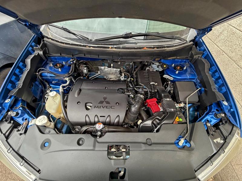 Фото 7 - MITSUBISHI OUTLANDER