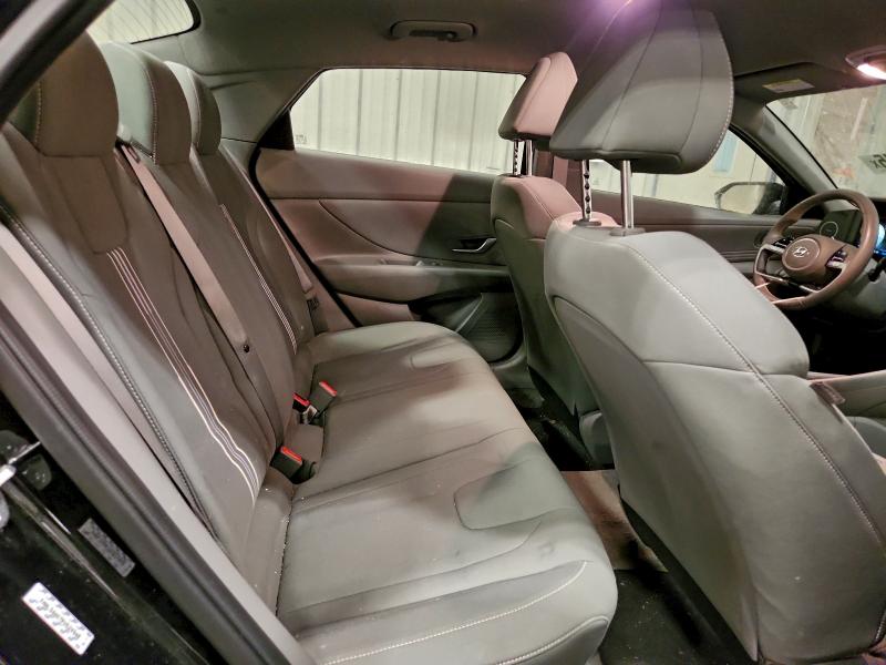 Фото 10 - HYUNDAI ELANTRA