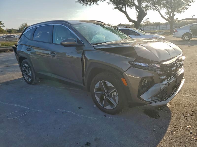 Фото 4 - HYUNDAI TUCSON