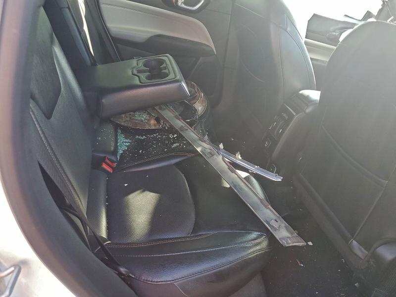 Фото 10 - JEEP COMPASS