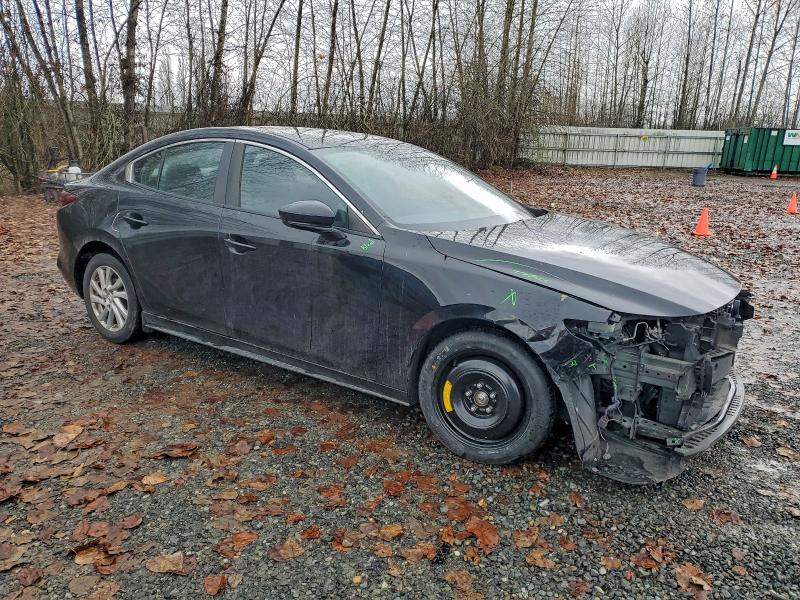 Фото 4 - MAZDA 3