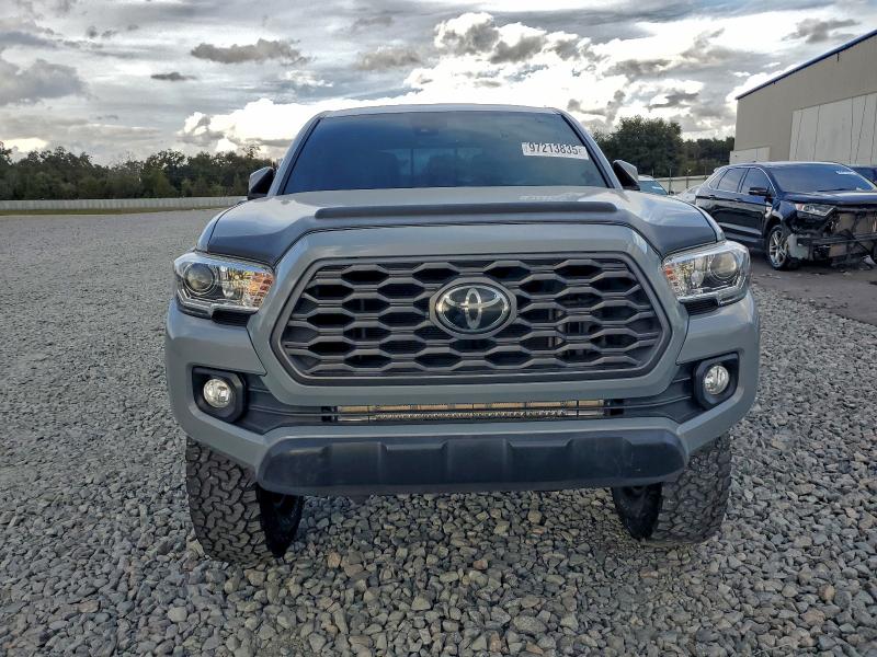 Фото 5 - TOYOTA TACOMA